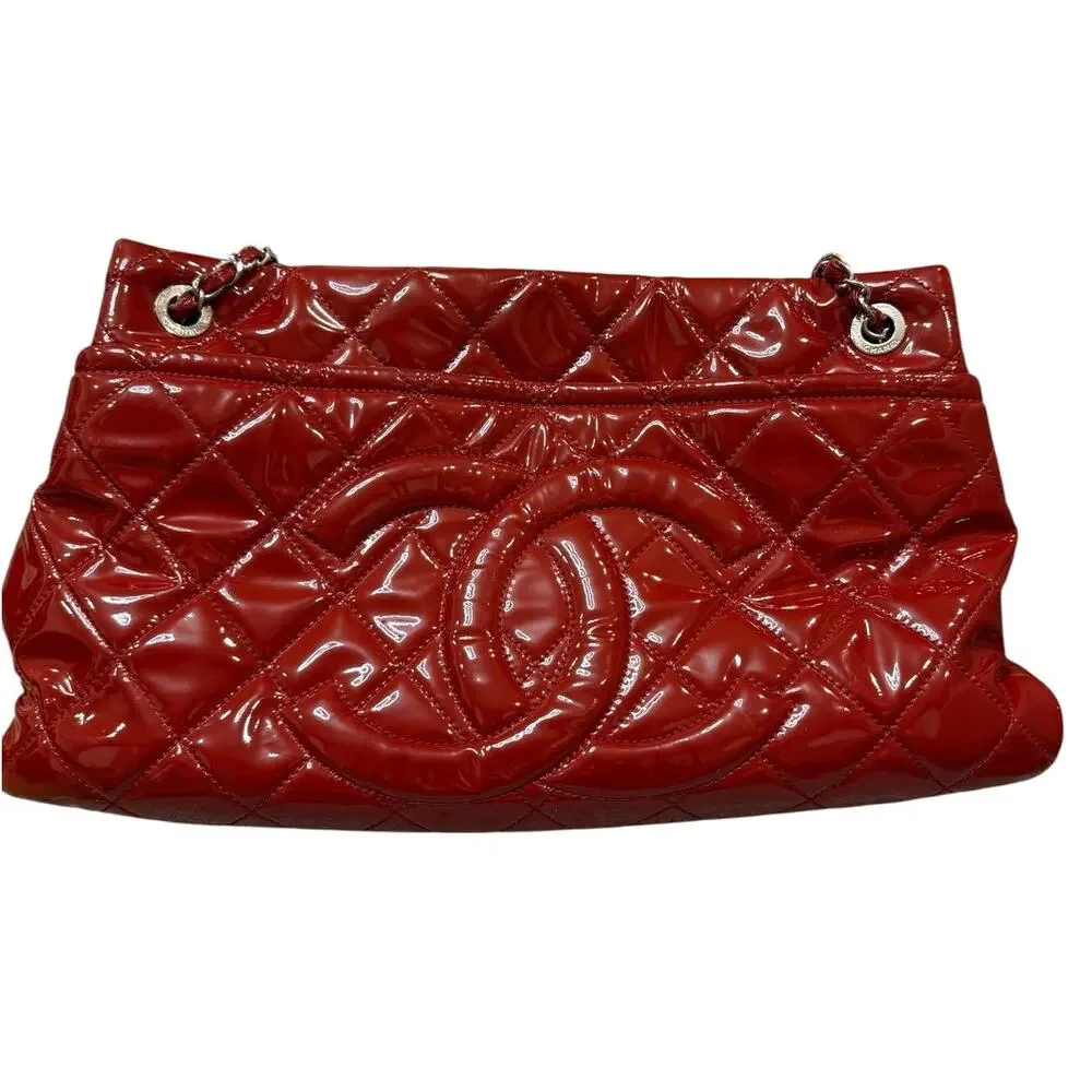 Chanel 2012 Chain Leather Shoulder Bag